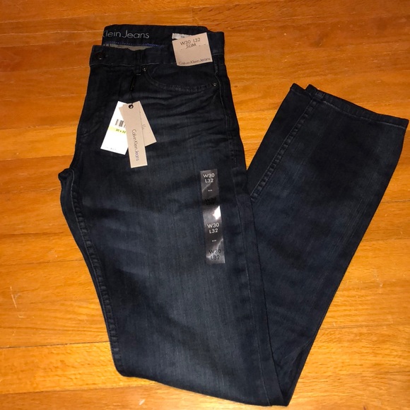 Calvin Klein Other - BNWT CALVIN KLEIN MENS JEANS SZ.30x32 SLIM